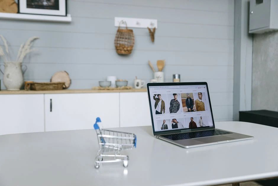 Comment lancer une boutique en ligne en un apr&Atilde;&uml;s-midi avec l'IA